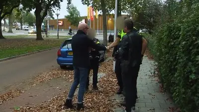Zelf betaalde H. nooit voor dure camper, maar hij wil er wel schadevergoeding voor van de politie