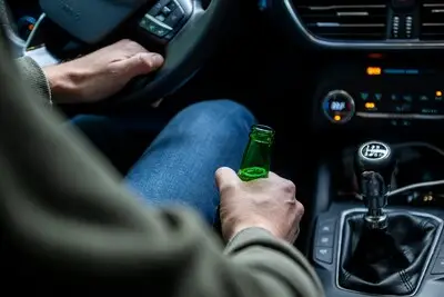 Tilburger aangehouden: zwalkend over A2 met zes keer de toegestane alcoholhoeveelheid