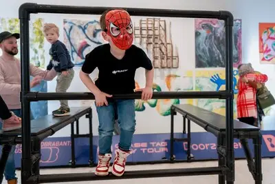 Lekker rennen en klimmen in het museum; sport en kunst gaan prima samen
