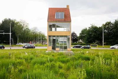 Al maanden blijft het stil rond het Draaiend Huis, belooft niet veel goeds volgens grootste criticus