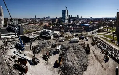 Hoe oude Philips-hal op Strijp-S tegen de vlakte gaat: bekijk hier de foto’s
