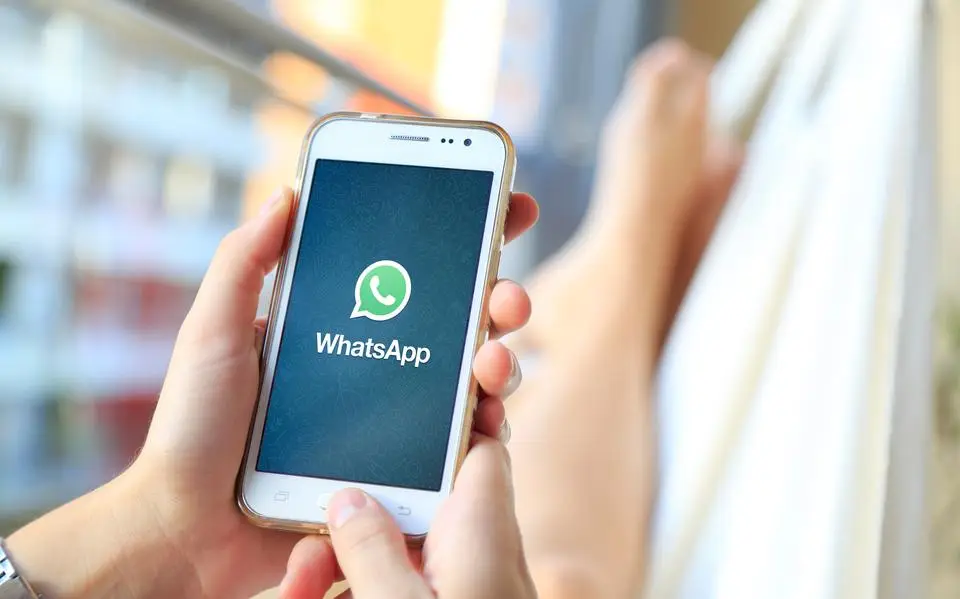 Zit jij op WhatsApp en andere Amerikaanse sociale media? Wij willen het weten