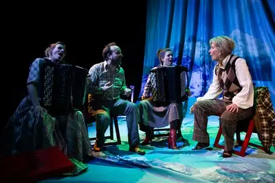 ‘Stiekem Hooglied’: varen tussen werkelijkheid en verbeelding in muziektheater