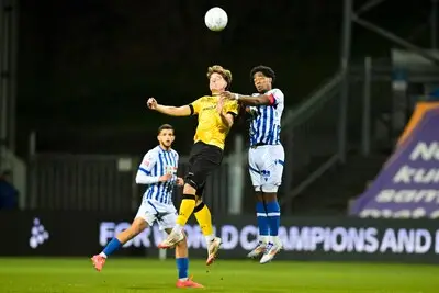 LIVE | VVV-Venlo al snel op voorsprong tegen FC Eindhoven na een kopbal van Blancquart
