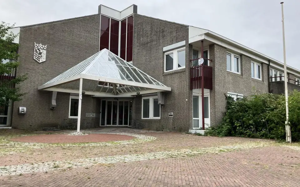 Wens wordt vervuld: huisartsenpraktijk IJlst krijgt plek in voormalige gemeentehuis
