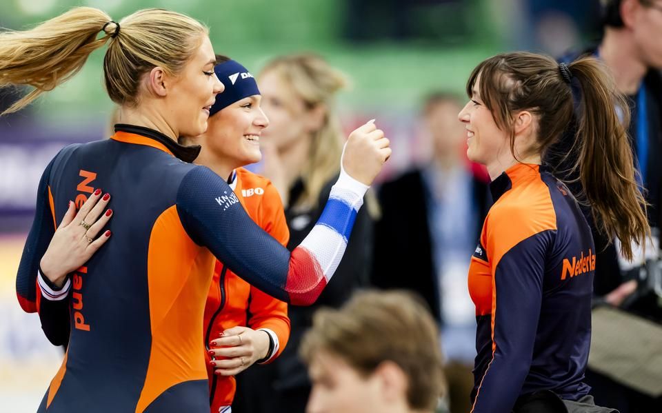 Vreugde en verdriet op teamsprint bij WK in Hamar. ‘Wy giene foar goud, alles minder as dat is in teloarstelling’