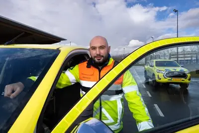 Als Mo een rood kruis boven twee rijstroken laat zetten, doet hij dat niet voor niks