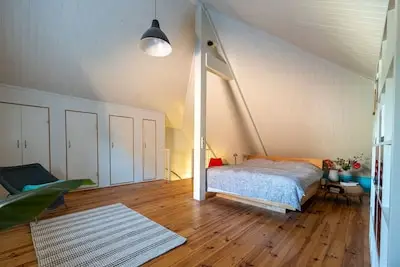 Bijverdienste én oplossing voor woningzoekende starter of student: Compaen stimuleert verhuren lege slaapkamer
