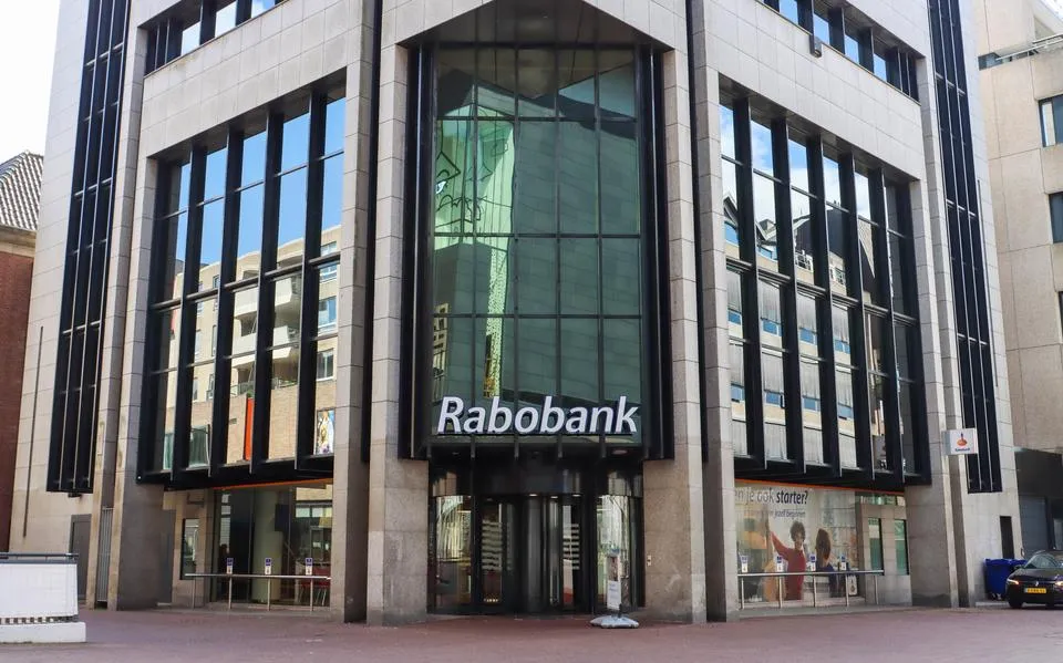 Rabobank voor rechter gesleept om mogelijk overtreden antiwitwaswet