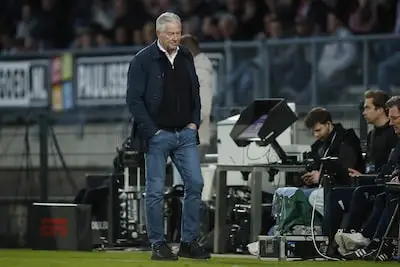 LIVE | Willem II-trainer Peter Maes ziet Sigurgeirsson terugkeren en geeft Bokila basisplaats tegen sc Heerenveen