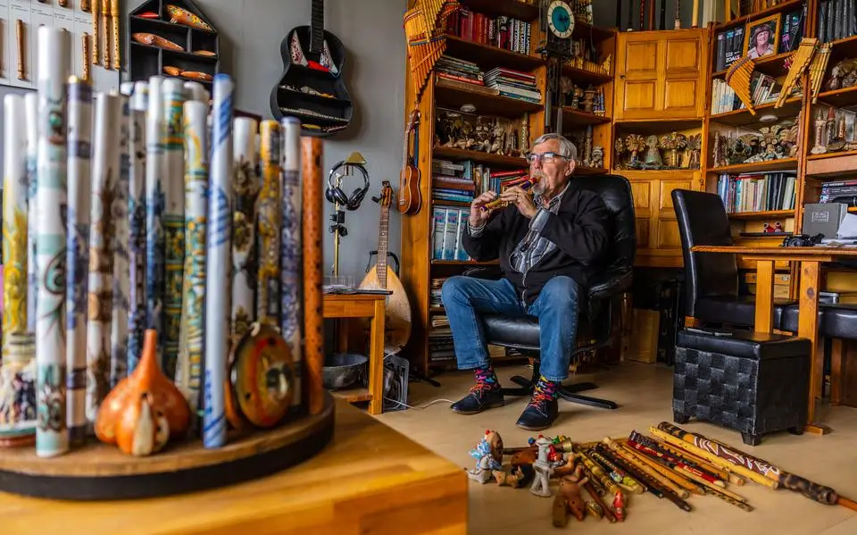 De enorme fluitencollectie is zijn lust en zijn leven. Maar wat gebeurt ermee na de dood van verzamelaar Bernard (80)?
