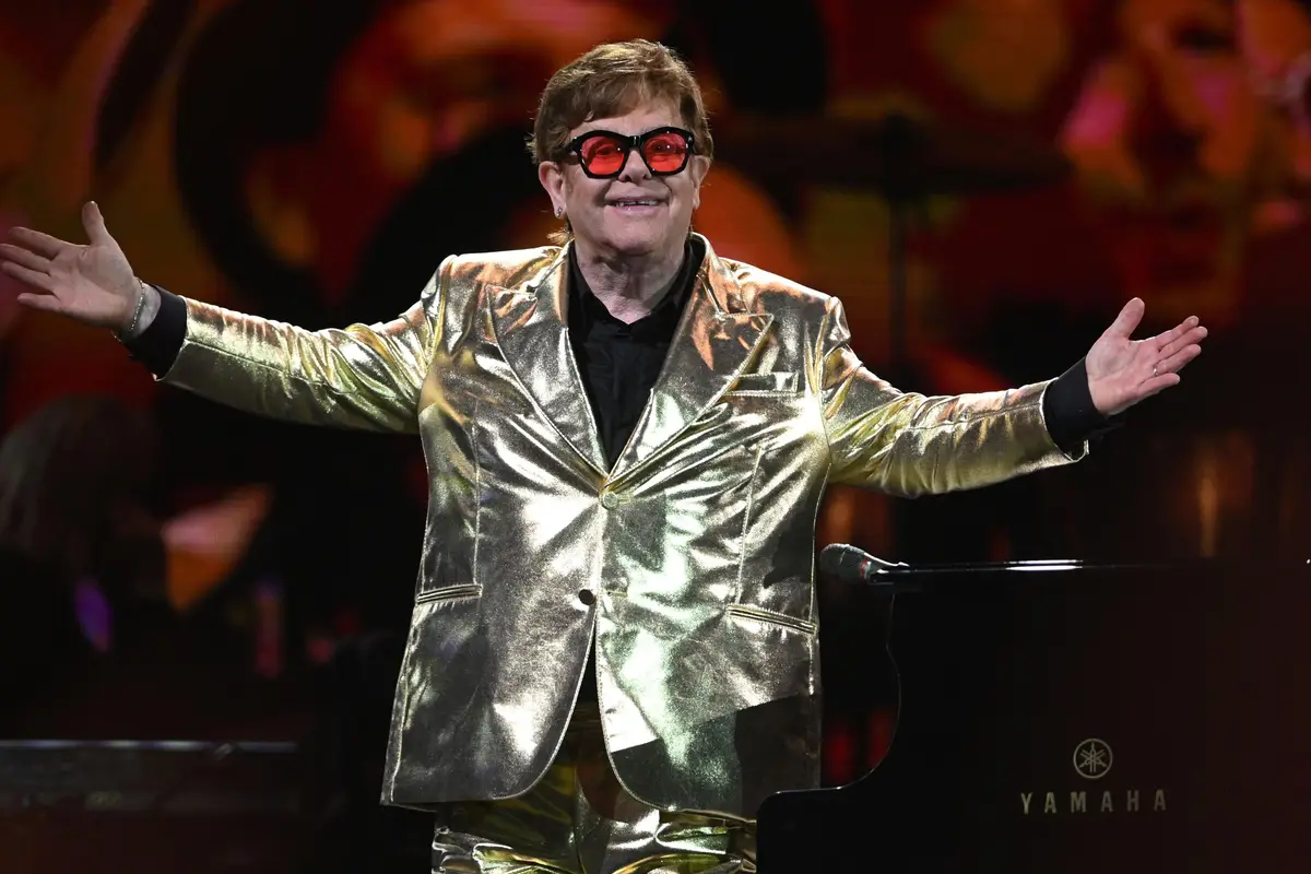 Elton en Brandi: bombastisch terug naar de jaren 70 | albumrecensie ★★★★☆