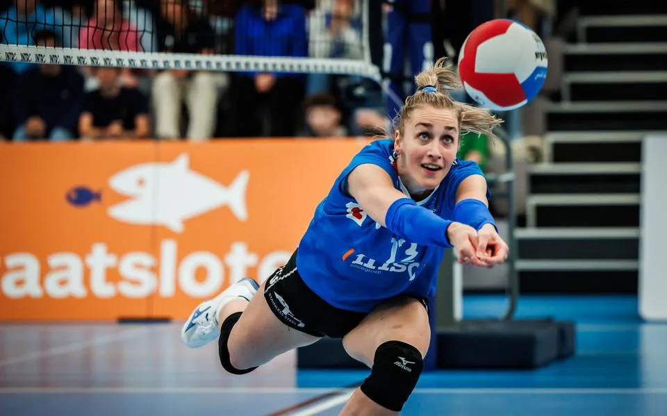 Friso Sneek moet opnieuw aan de bak: Sliedrecht Sport brengt met 3-0 winst spanning terug