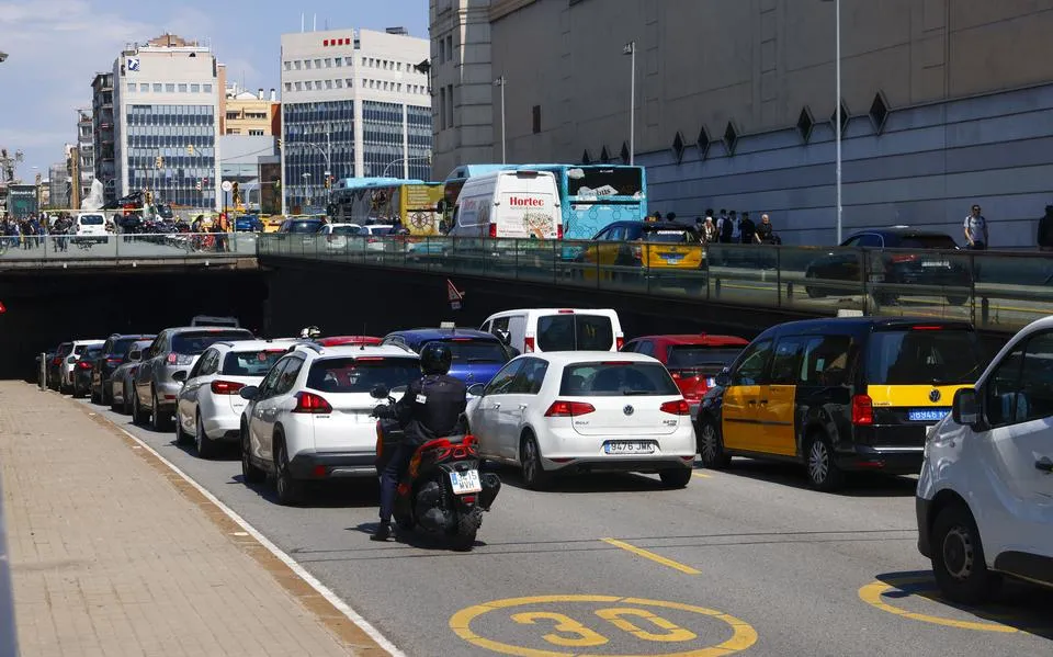 Veiligheidsraad Spanje voor tweede keer bijeen na stroomstoring