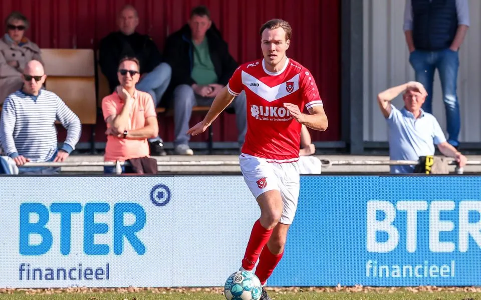 Het voetbalavontuur van Bart Kooistra: van Philadelphia met een tussenstop op IJsland naar Harkemase Boys