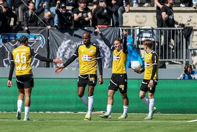 LIVE | Weinig verrassingen in opstelling FC Eindhoven, dat zich klaarmaakt voor duel tegen De Graafschap