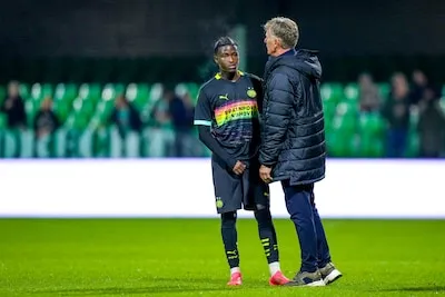 Babadi moet zich nog altijd warmen aan Jong PSV en wacht belangrijke keuze in de zomer