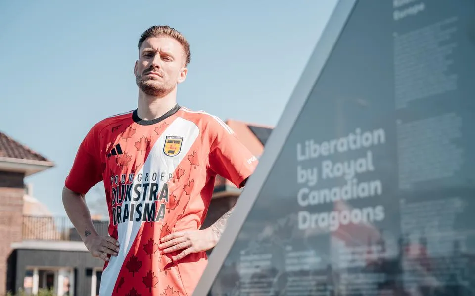 Speciaal Cambuur-shirt ‘bizar snel’ uitverkocht, club overspoeld door reacties uit Canada: ‘We hadden dit niet verwacht’ 