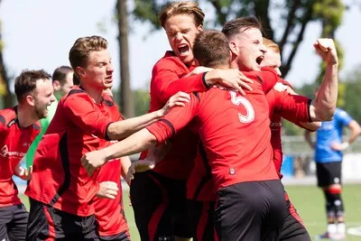 EFC wil meer Eersels bloed in vaandelteam pompen: ‘Dan degraderen we misschien maar een keer’