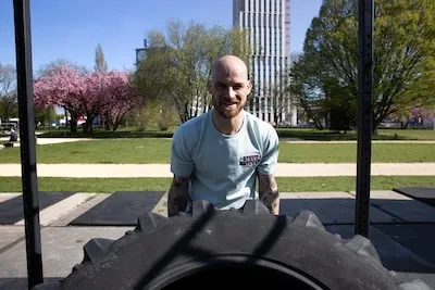 Paul strijdt aan de zijde van Ray Klaassens in programma ‘Strijders’: ‘Ik wil kijken waar mijn breekpunt ligt’