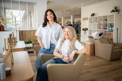 Nieuw in Mierlo: knippen en shoppen bij moeder en dochter Mertodikromo