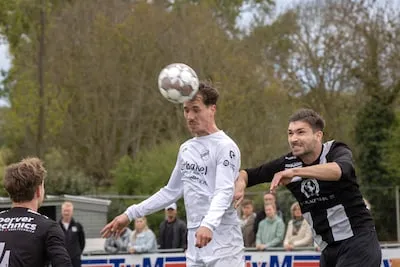 Mierlo-Hout wankelt, maar valt niet: ‘Uiteindelijk sta je in de finale, dat is het belangrijkste’