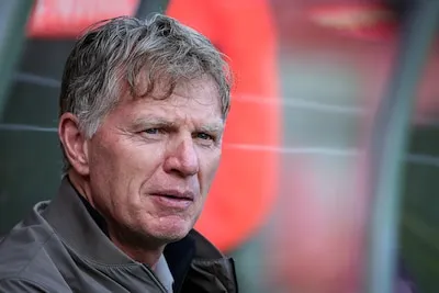 Alfons Groenendijk (60) maakte via ADO, Ajax, Manchester City en nu PSV alles mee in het topvoetbal: ‘Ik moest mijn moeder nog vragen om m’n spullen te wassen’