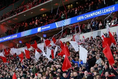 Seizoenkaart bij PSV wordt wat duurder en de all in-kaart is een blijvertje