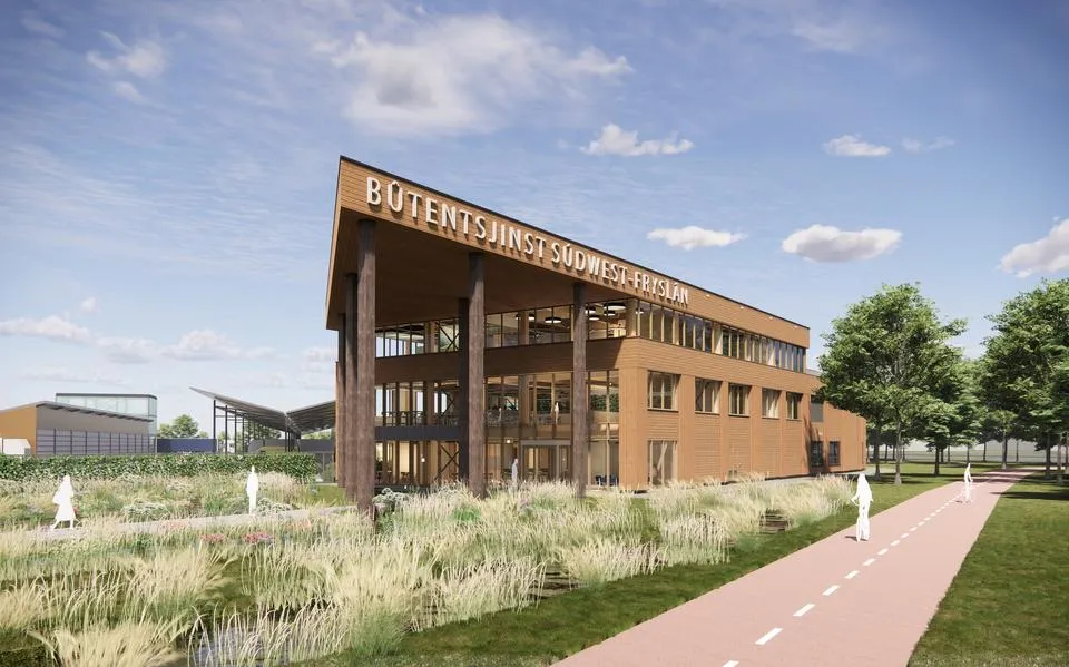 Buitendienst Bolsward krijgt plafond van oude spijkerbroeken