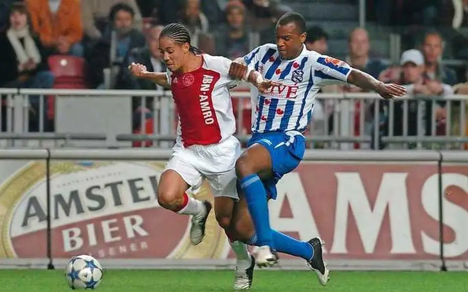 Oud-speler SC Heerenveen Fernando Derveld fungeert al jarenlang als mantelzorger voor eigen dochter: ’Overheid helpt je niet’