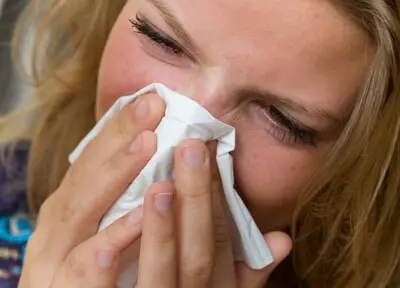 Benauwde tijden voor de hooikoortspatiënt: ‘Extreem veel pollen in Brabant’