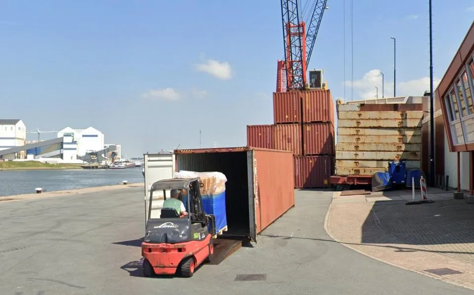 Even gluren in de haven van Harlingen? Dat wordt binnenkort een stuk lastiger