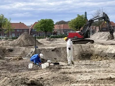 Oliestank rond bouwterrein op Strijp-S: sanering vervuilde grond duurt nog maanden