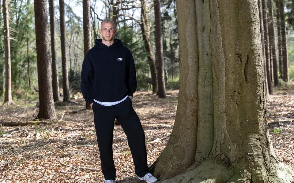 Luuk Brouwers denkt hardop na over een betere selectiesamenstelling van SC Heerenveen: ‘Geef iets minder geld uit aan transfers en zoek een Nederlandse jongen die er meteen staat’