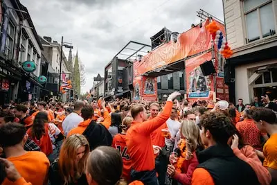 Dikke streep door Koningsfestival op Stratumseind: ‘Heel jammer en onbegrijpelijk’