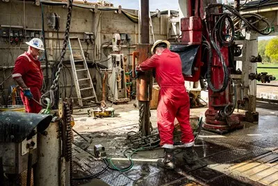 Oostenrijkse boor zoekt bij Stad van Gerwen naar aardwarmte; ‘We boren tot 1900 meter’