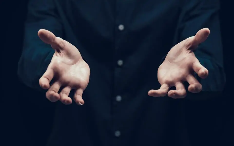 Oud-inwoner (32) van Leeuwarden preekt op plekken waar het niet mag en krijgt werkstraf