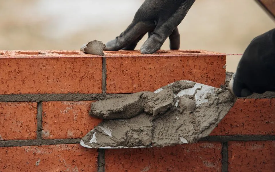 Bewoners Noardwâl in Balk diep teleurgesteld in houding gemeente met hotelplan: ‘Het klopt niet’