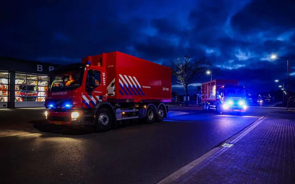 Speciaal brandweerteam Drachten hielp bij flatbrand Heerhugowaard