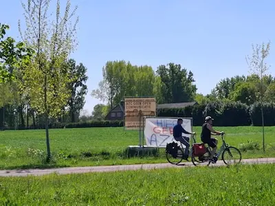 Hoe de gemeente Best 31 azc-locaties afwees en de Hooiweg als beste uit de bus kwam