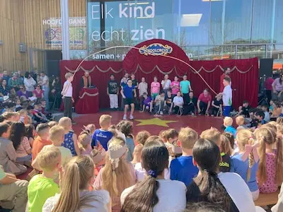 Kindcentrum De Boog is 40 jaar en daarom één dag omgetoverd in een circus