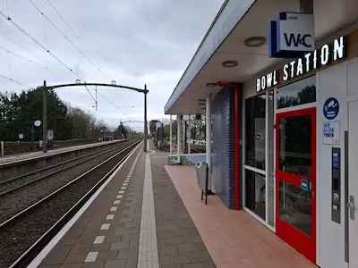 Ondanks eenvoud ligt Helmond ’t Hout goed bij treinreizigers: ‘Lekker een station zo dichtbij’