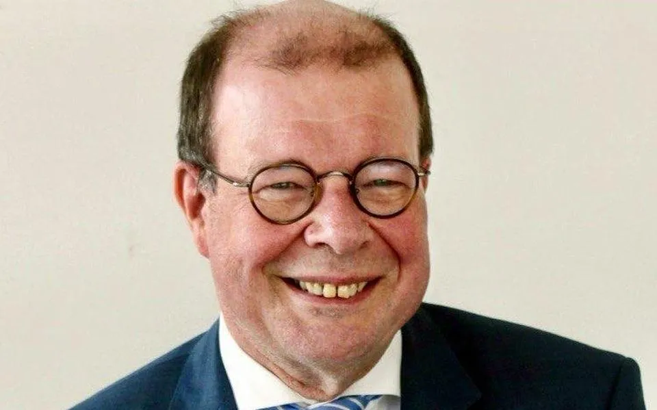 Tom van Mourik (68) keert terug als wethouder op Vlieland