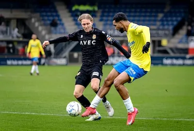 Supercomputer voorspelt: Willem II mag stiekem nog naar boven kijken, weinig hoop voor RKC