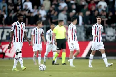 Hulpeloos Willem II moet nu echt zien te overleven: ‘Of deze tik hard aankomt? Ja, honderd procent’