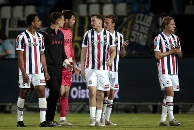 LIVE | Willem II officieus verzekerd van de nacompetitie, zege op bezoek bij aartsrivaal NAC moet vertrouwen oppoetsen