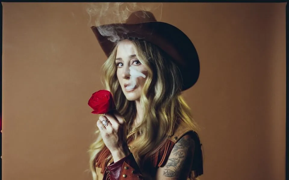 Bevlogen Amerikaanse countryster Margo Price op een missie naar Grolloo