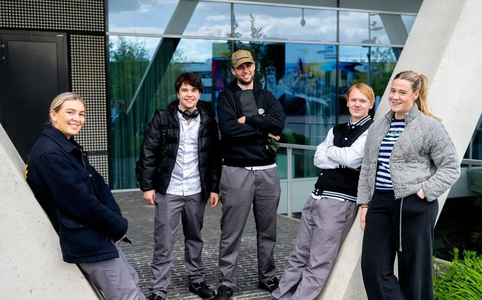 Dit vinden studenten in Leeuwarden van de gestegen huurprijzen voor studentenkamers: ‘Wel wat scheef’