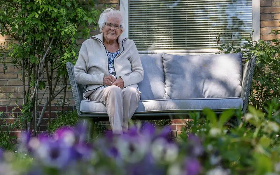Doorleren mocht Wytske (100) uit Nijland vroeger niet, dus schreef ze haar boeken ‘s avonds en ‘s nachts