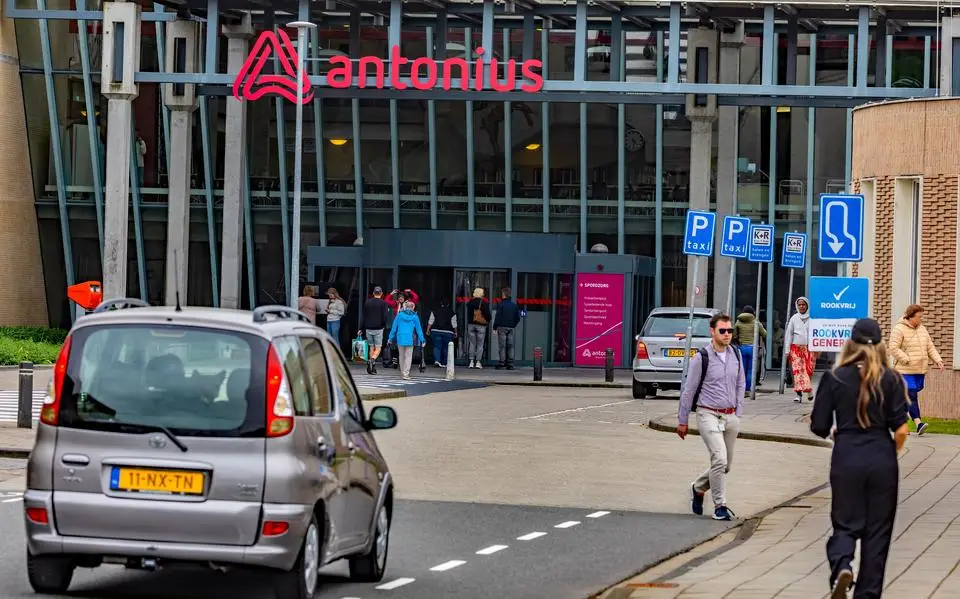 Fusiebesluit Antonius Ziekenhuis zo onverwacht dat bestuursvoorzitter Frisius MC halsoverkop studiereis annuleerde
